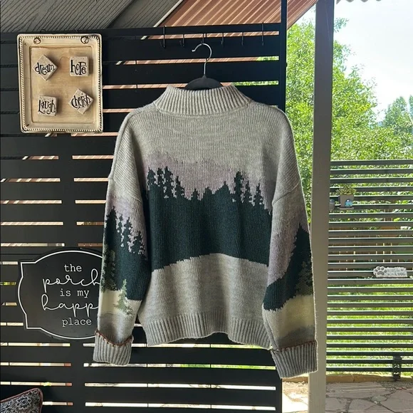 Sundance Light Gray Knit Pullover - Picture 5 of 5